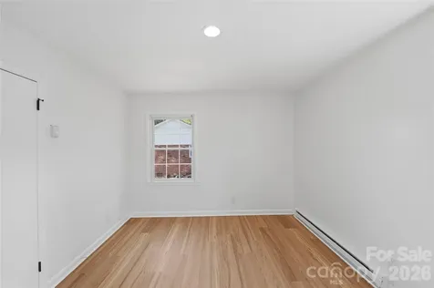 5906 Whitingham Drive Charlotte NC 28215
