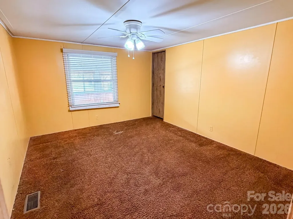 2746 Orangewood Lane Newton NC 28658