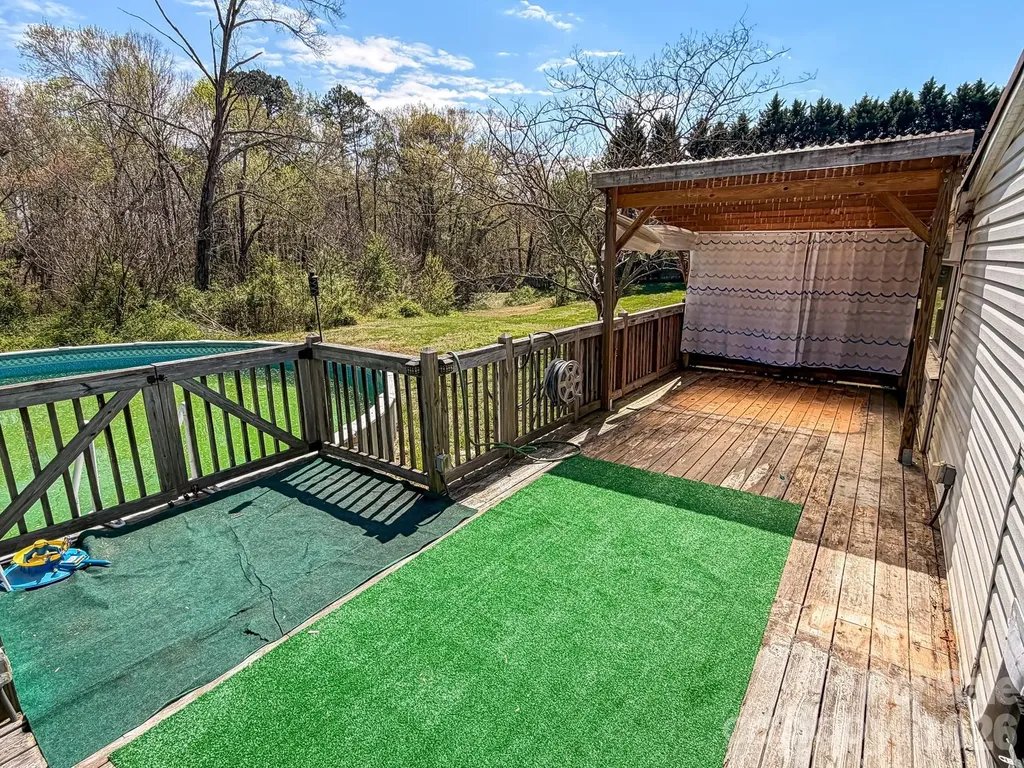 2746 Orangewood Lane Newton NC 28658