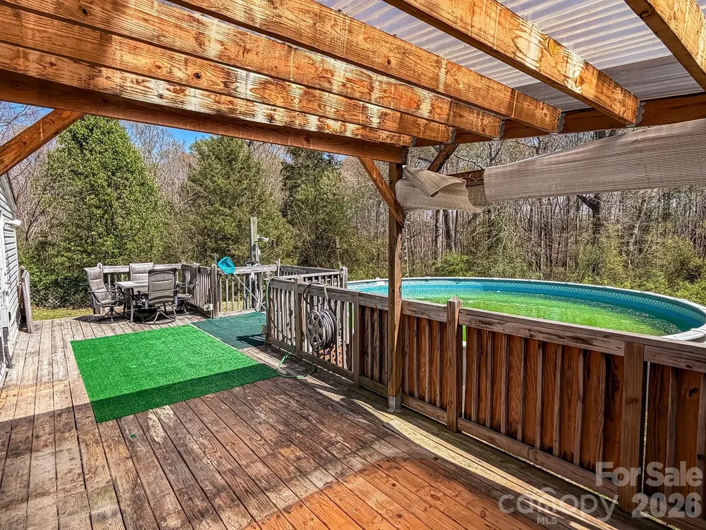 2746 Orangewood Lane Newton NC 28658