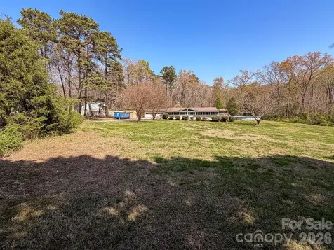 2746 Orangewood Lane Newton NC 28658