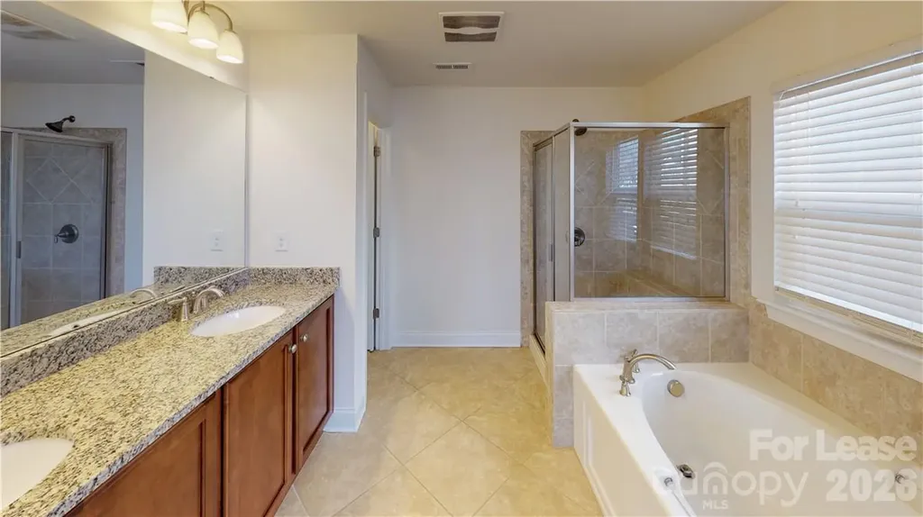2002 Fallondale Road Waxhaw NC 28173