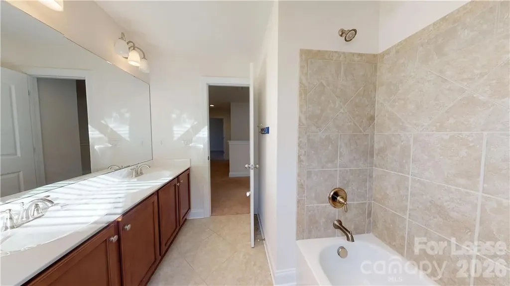 2002 Fallondale Road Waxhaw NC 28173
