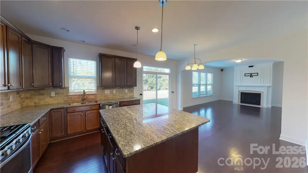 2002 Fallondale Road Waxhaw NC 28173