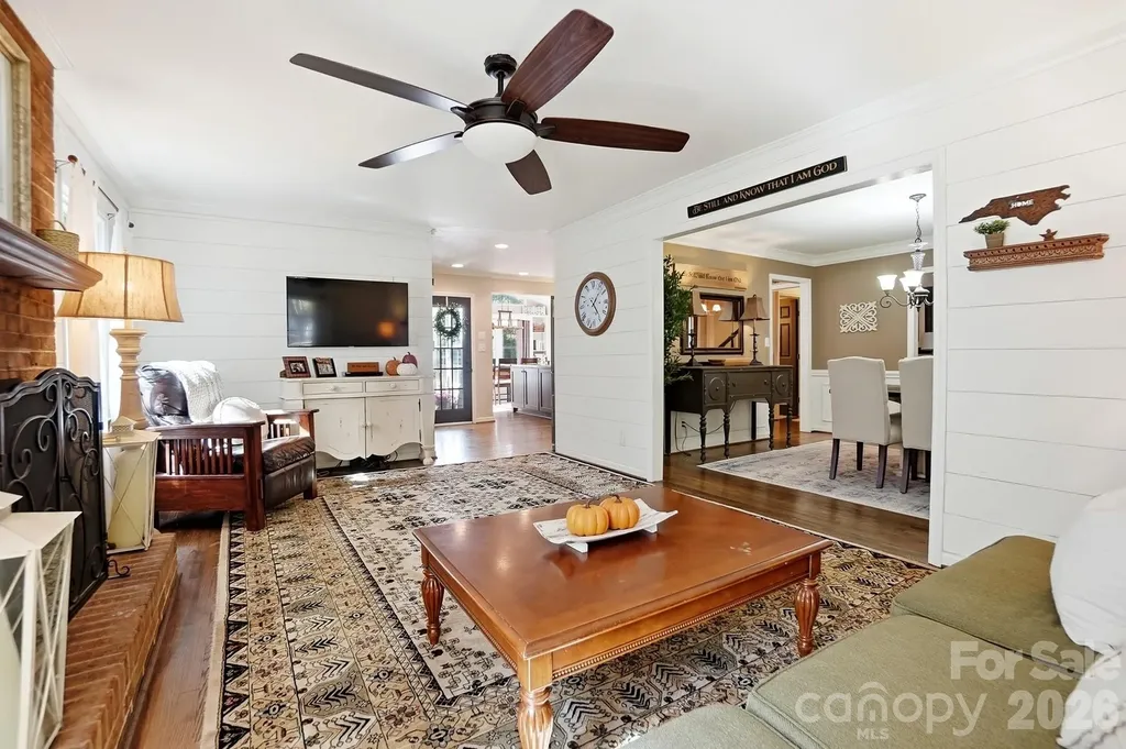 434 Chadmore Drive Charlotte NC 28270