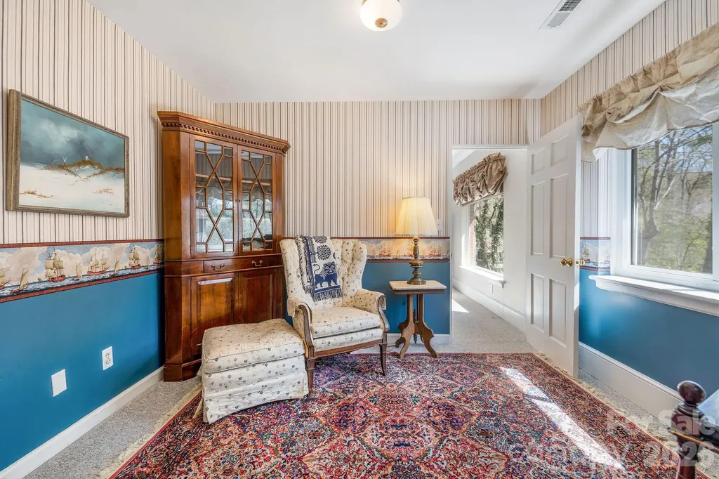 4 Dogwood Road Asheville NC 28804