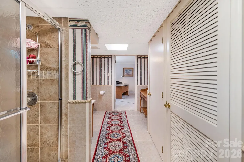 4 Dogwood Road Asheville NC 28804