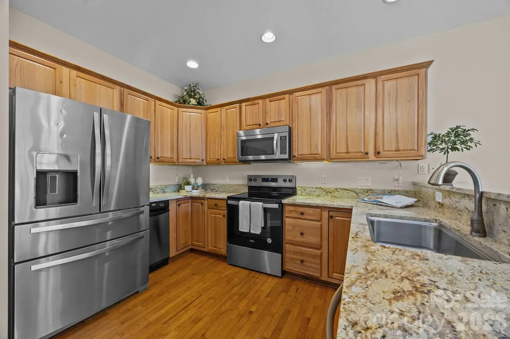 612 Vista Falls Road Mills River NC 28759