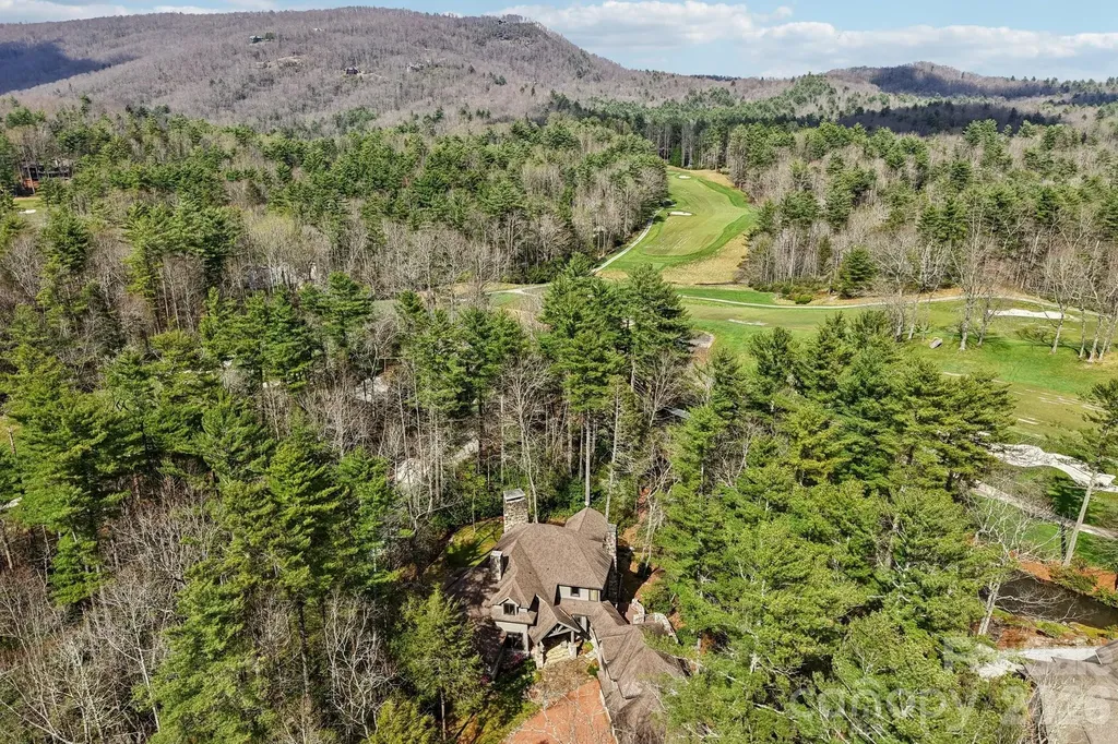 46 Mills Creek Drive Lake Toxaway NC 28747