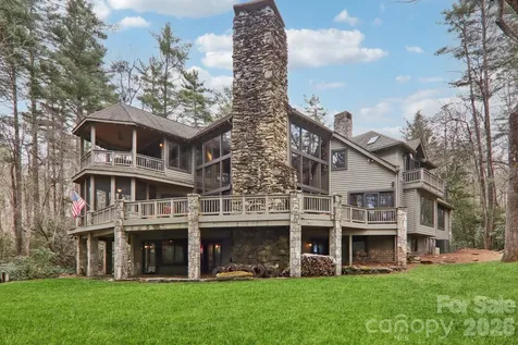 46 Mills Creek Drive Lake Toxaway NC 28747