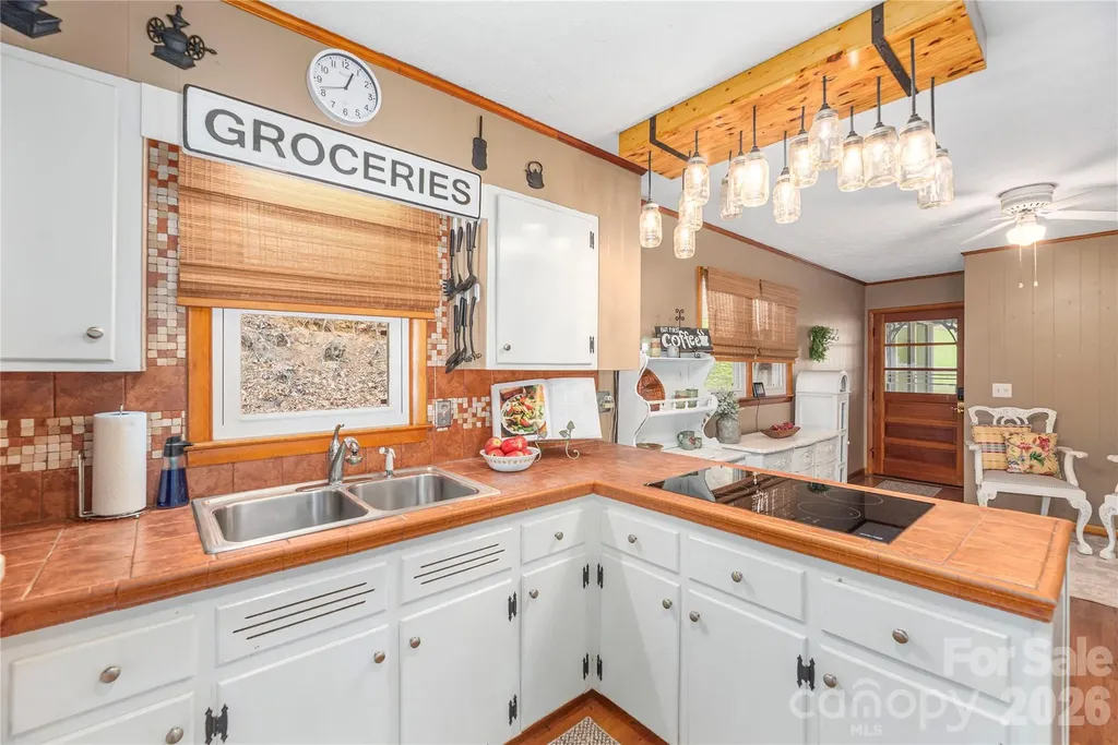 63 Memory Drive Waynesville NC 28786