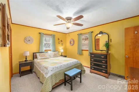63 Memory Drive Waynesville NC 28786