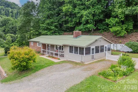 63 Memory Drive Waynesville NC 28786