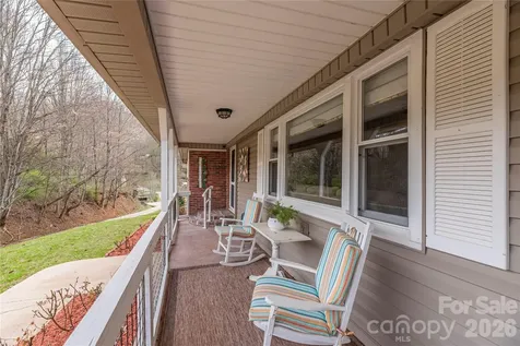 63 Memory Drive Waynesville NC 28786