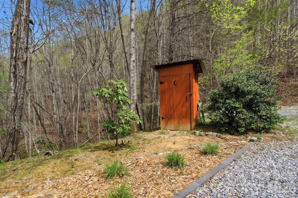 3455 Valley Drive Lenoir NC 28645