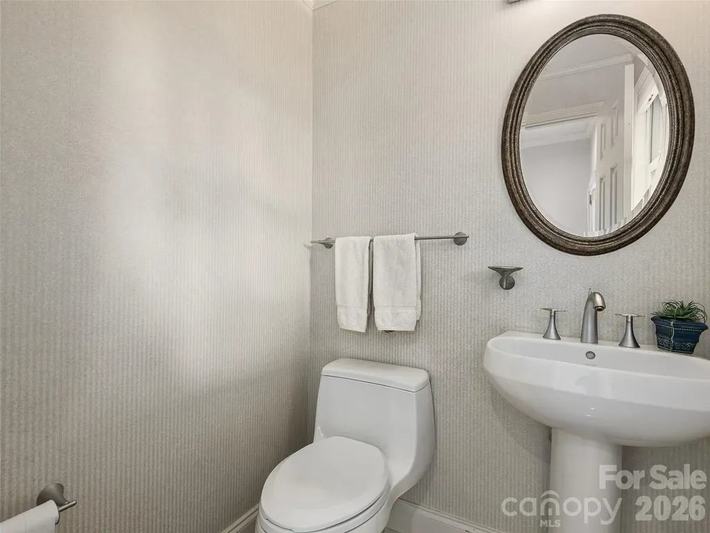 101 Skyview Drive Asheville NC 28804