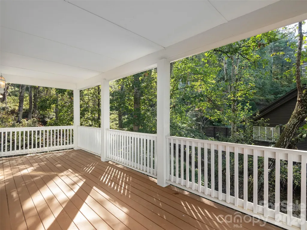 101 Skyview Drive Asheville NC 28804