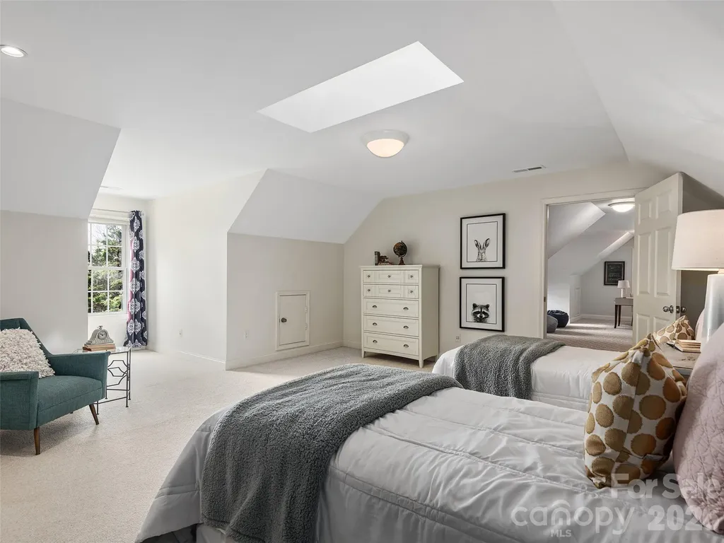 101 Skyview Drive Asheville NC 28804
