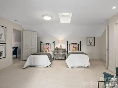 101 Skyview Drive Asheville NC 28804