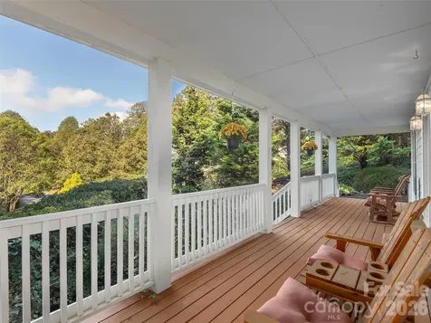 101 Skyview Drive Asheville NC 28804