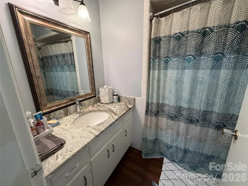 3309 40th Avenue Place NE Hickory NC 28601