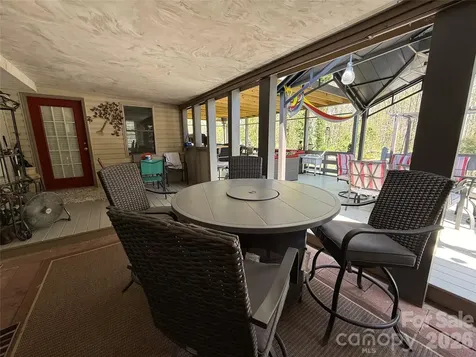 3309 40th Avenue Place NE Hickory NC 28601