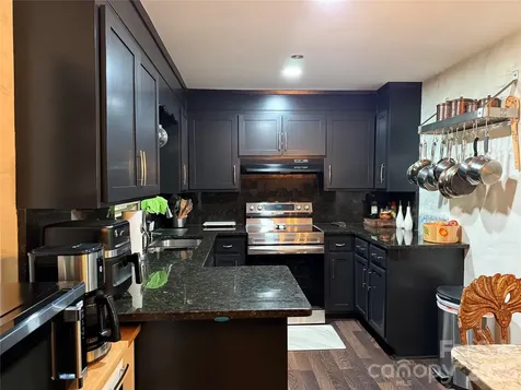 3309 40th Avenue Place NE Hickory NC 28601