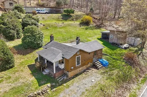 719 Camp Branch Road Waynesville NC 28786