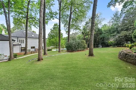 8124 Greencastle Drive Charlotte NC 28210