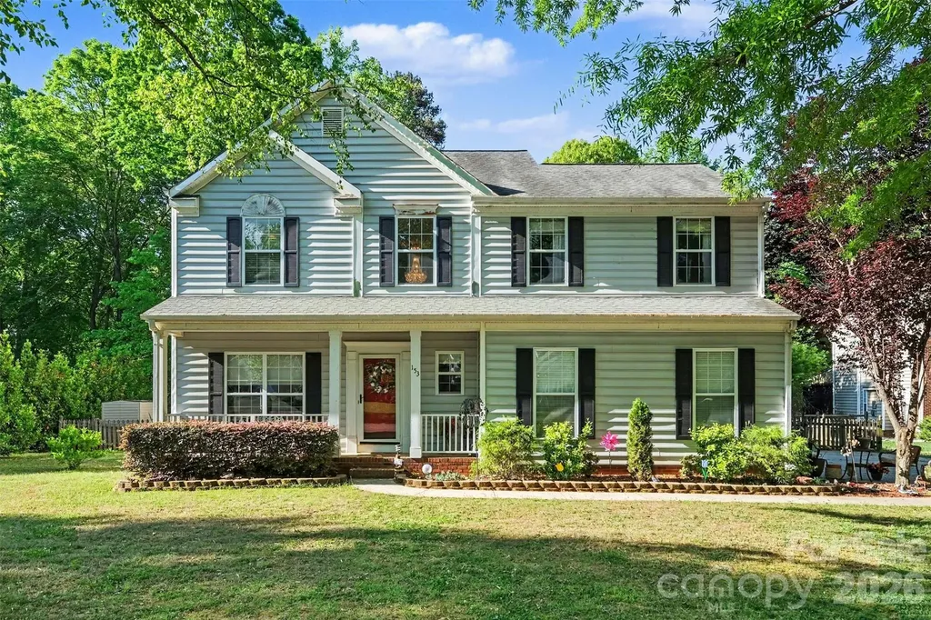 153 Castleton Drive Mooresville NC 28117
