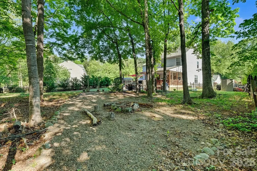 153 Castleton Drive Mooresville NC 28117