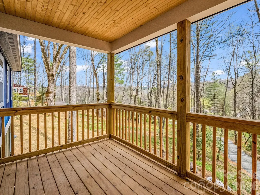 1460 Pickens Highway Rosman NC 28772
