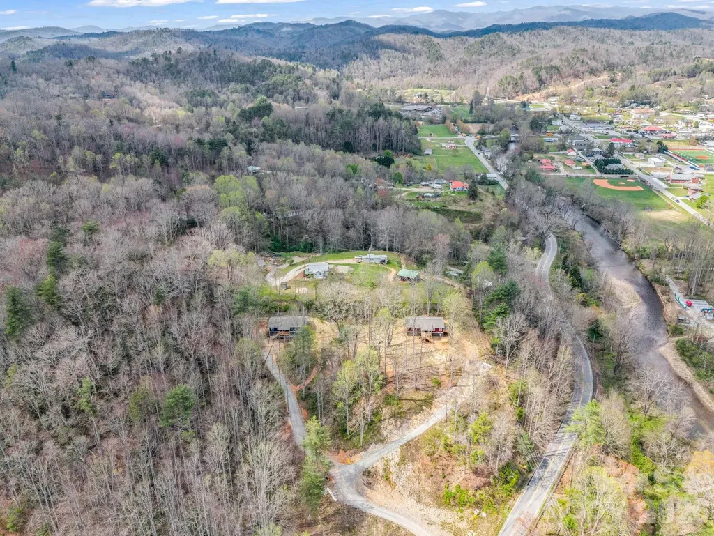 1460 Pickens Highway Rosman NC 28772
