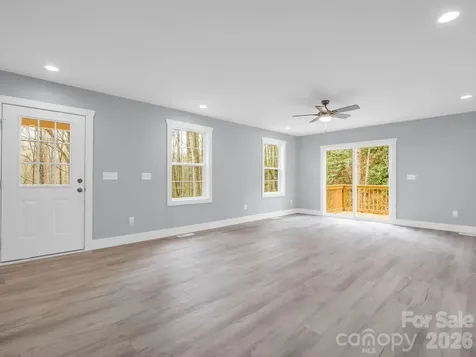 1460 Pickens Highway Rosman NC 28772