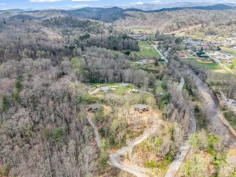 1460 Pickens Highway Rosman NC 28772