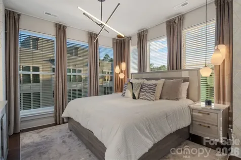 1605 Cannon View Lane Charlotte NC 28208