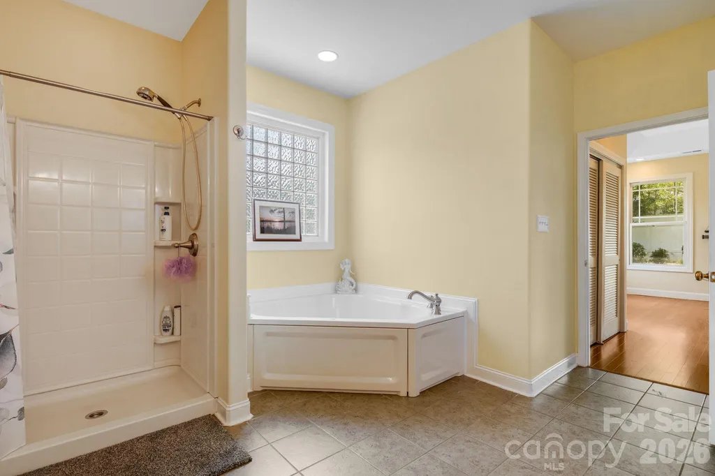 4 Amaretto Drive Candler NC 28715