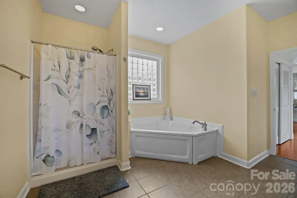 4 Amaretto Drive Candler NC 28715