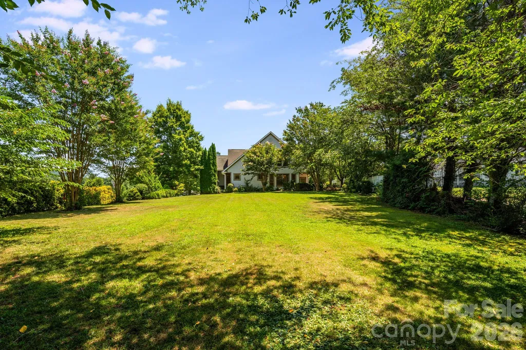 4 Amaretto Drive Candler NC 28715