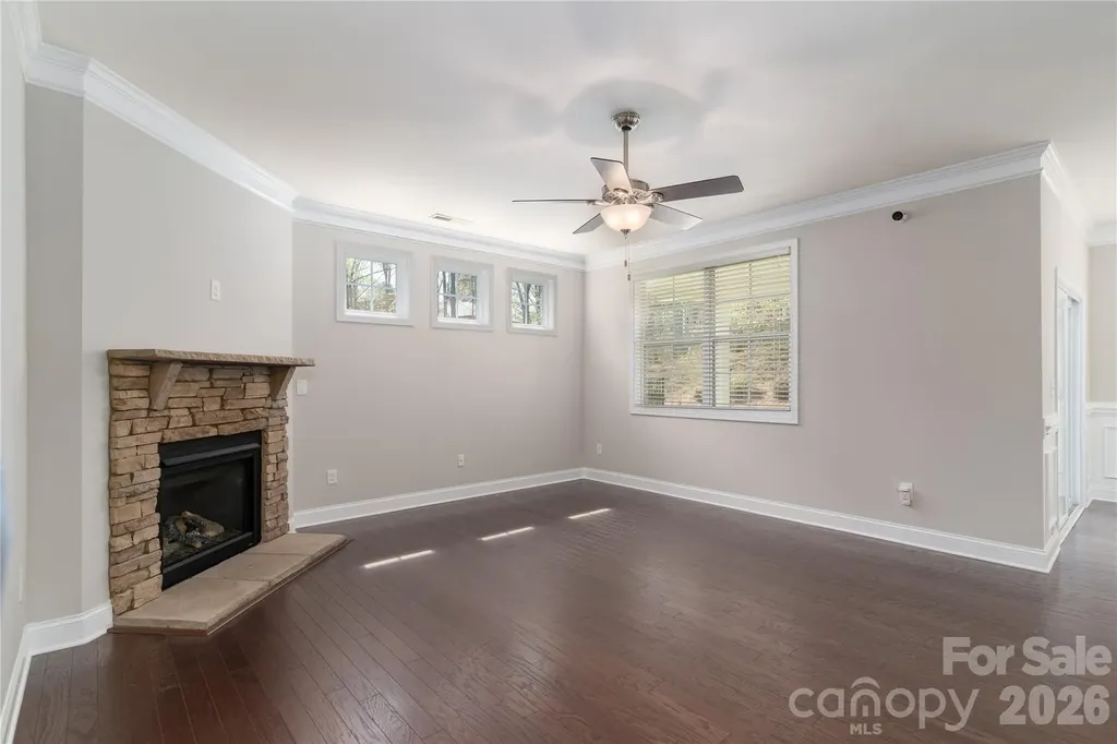 2214 Seagull Drive Denver NC 28037