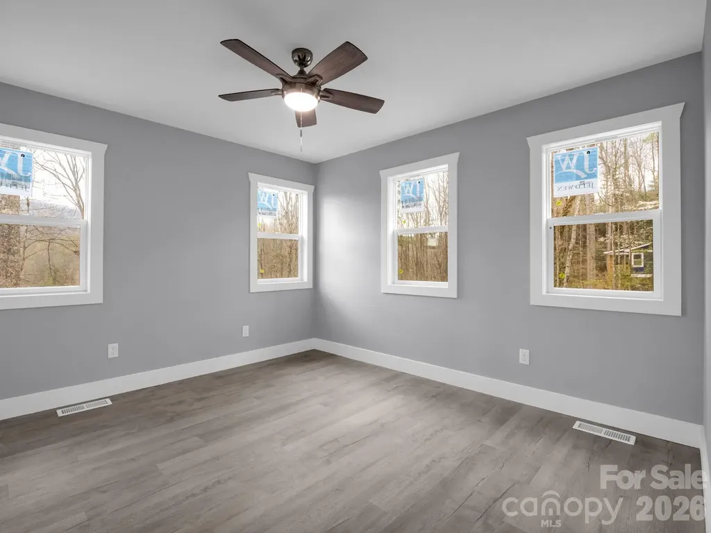 1458 Pickens Highway Rosman NC 28772