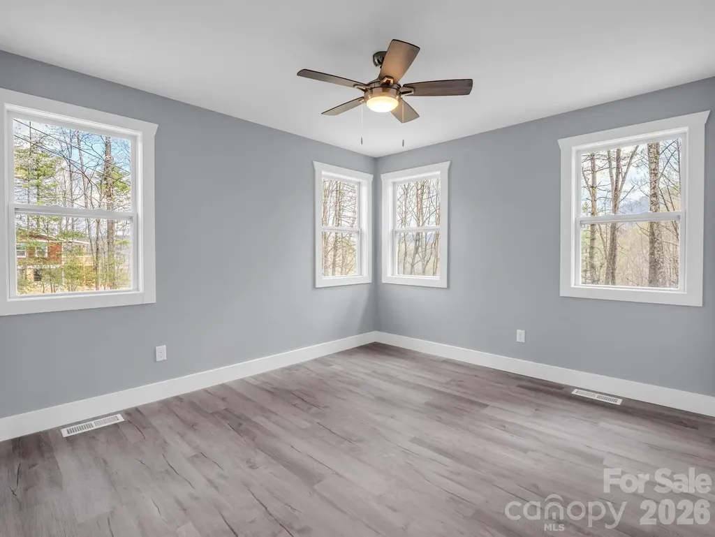 1458 Pickens Highway Rosman NC 28772