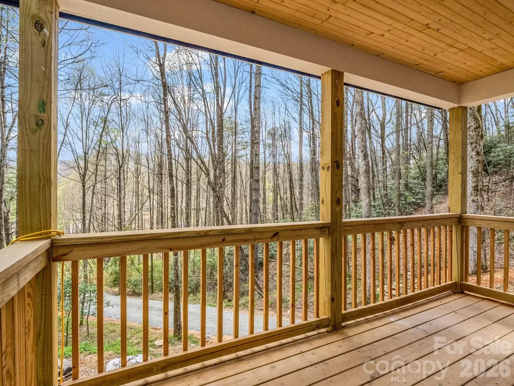 1458 Pickens Highway Rosman NC 28772