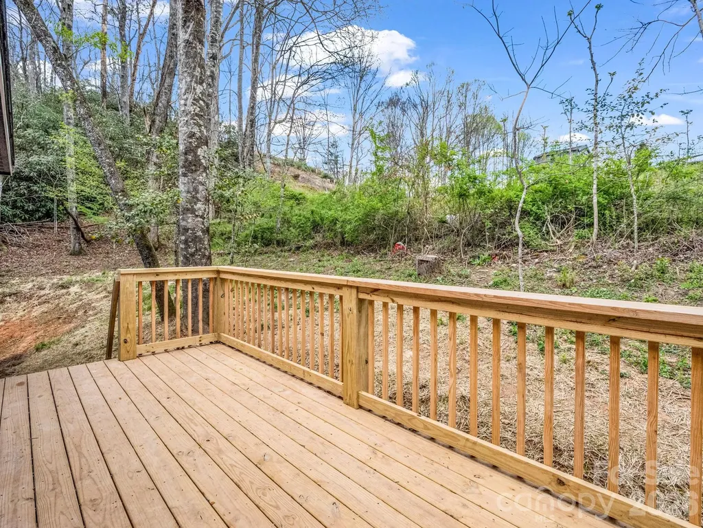 1458 Pickens Highway Rosman NC 28772