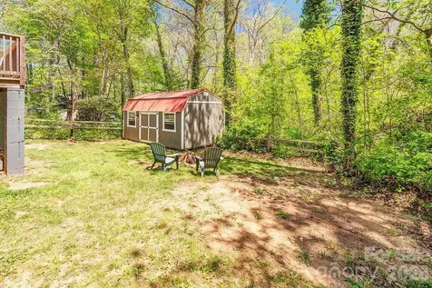 24 Forest Lane Black Mountain NC 28711