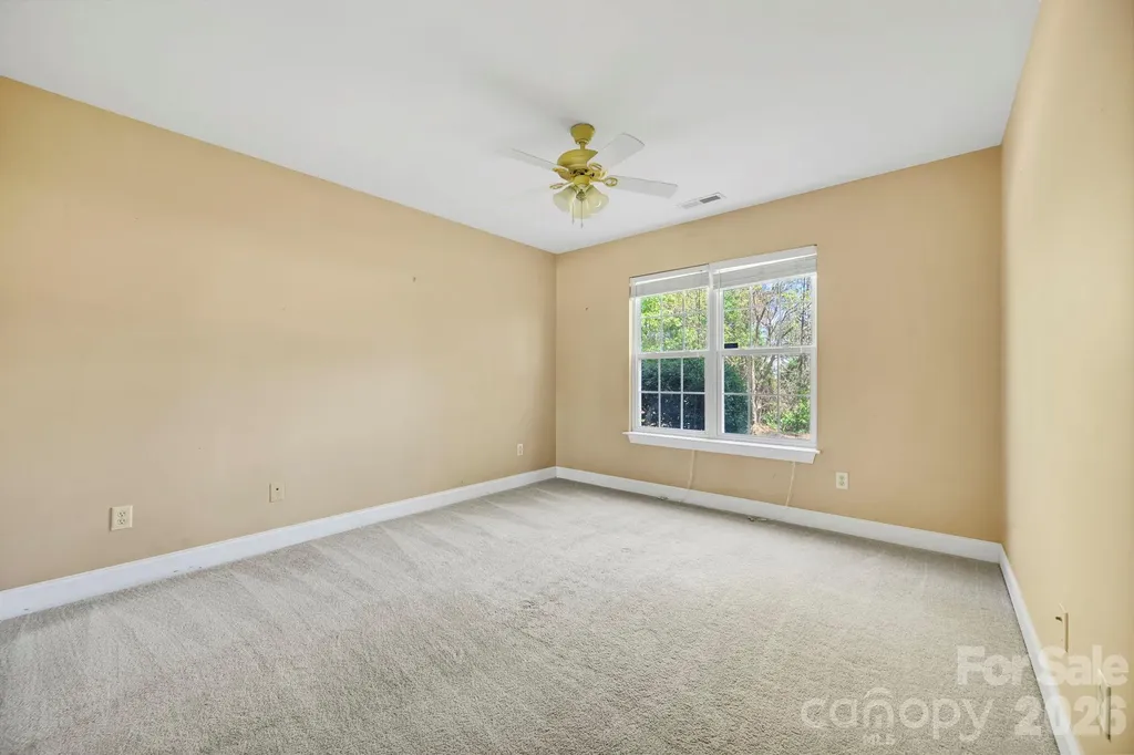 4979 Glen Cove Drive Southport NC 28461