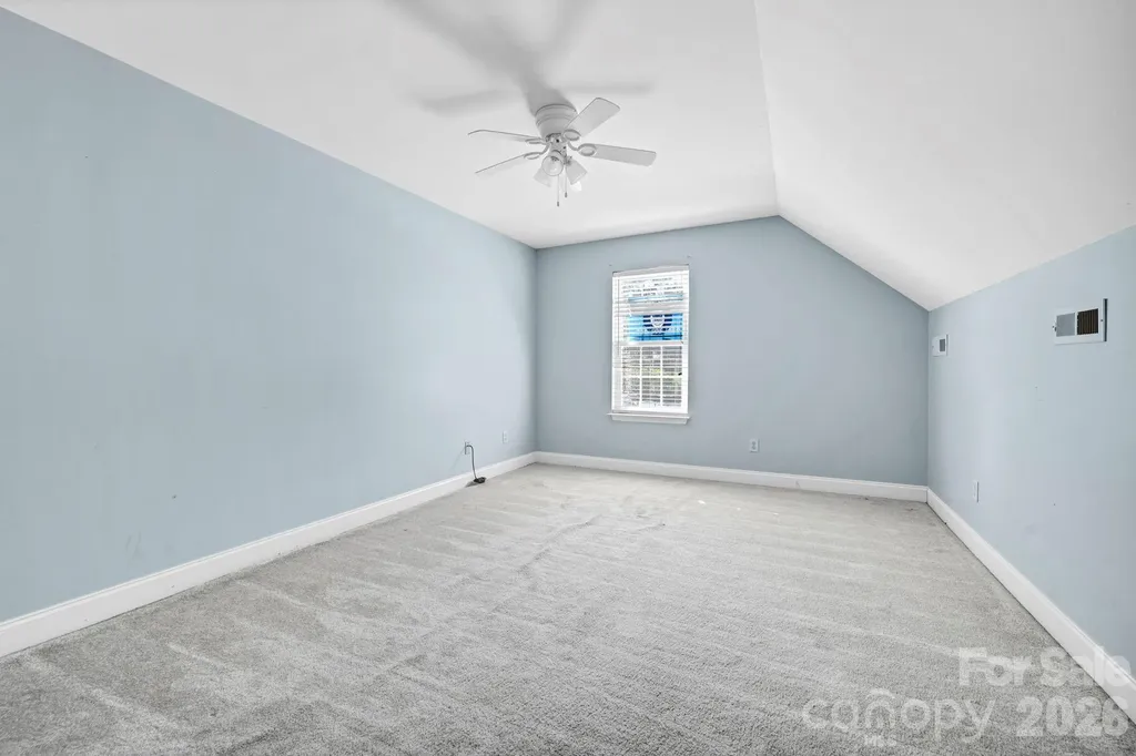 4979 Glen Cove Drive Southport NC 28461