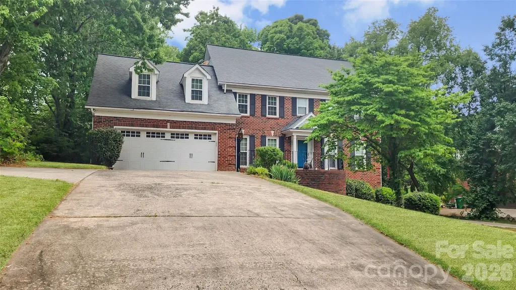 8331 Dunstaff Road Charlotte NC 28269