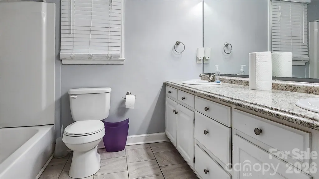 8331 Dunstaff Road Charlotte NC 28269