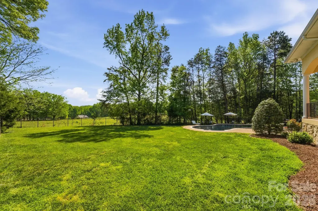 149 Vista Bluff Lane Mooresville NC 28117
